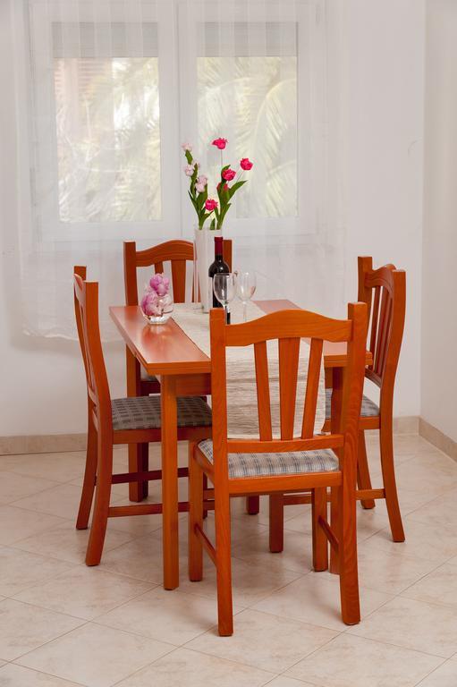 דירות באסקה וודה House Marta חדר תמונה