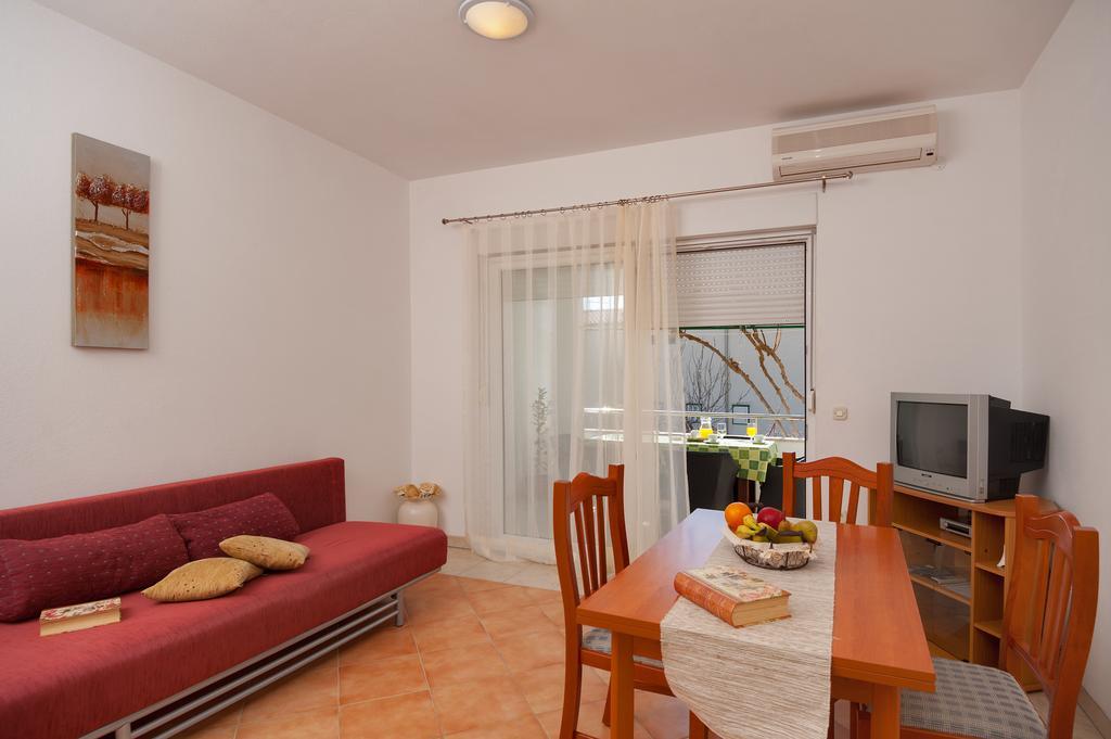 דירות באסקה וודה House Marta חדר תמונה